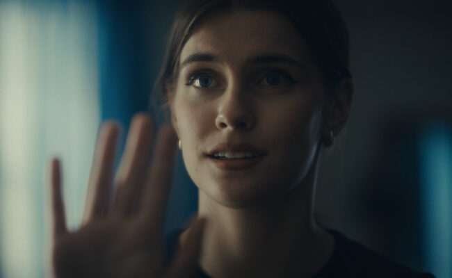 Photo 5 Maeve_4K_ProRes422_for_Still_Exports.00_03_09_07.Still052